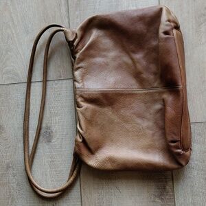 Women's Vintage Fossil Hobo Style Purse in Caramel Brown Color